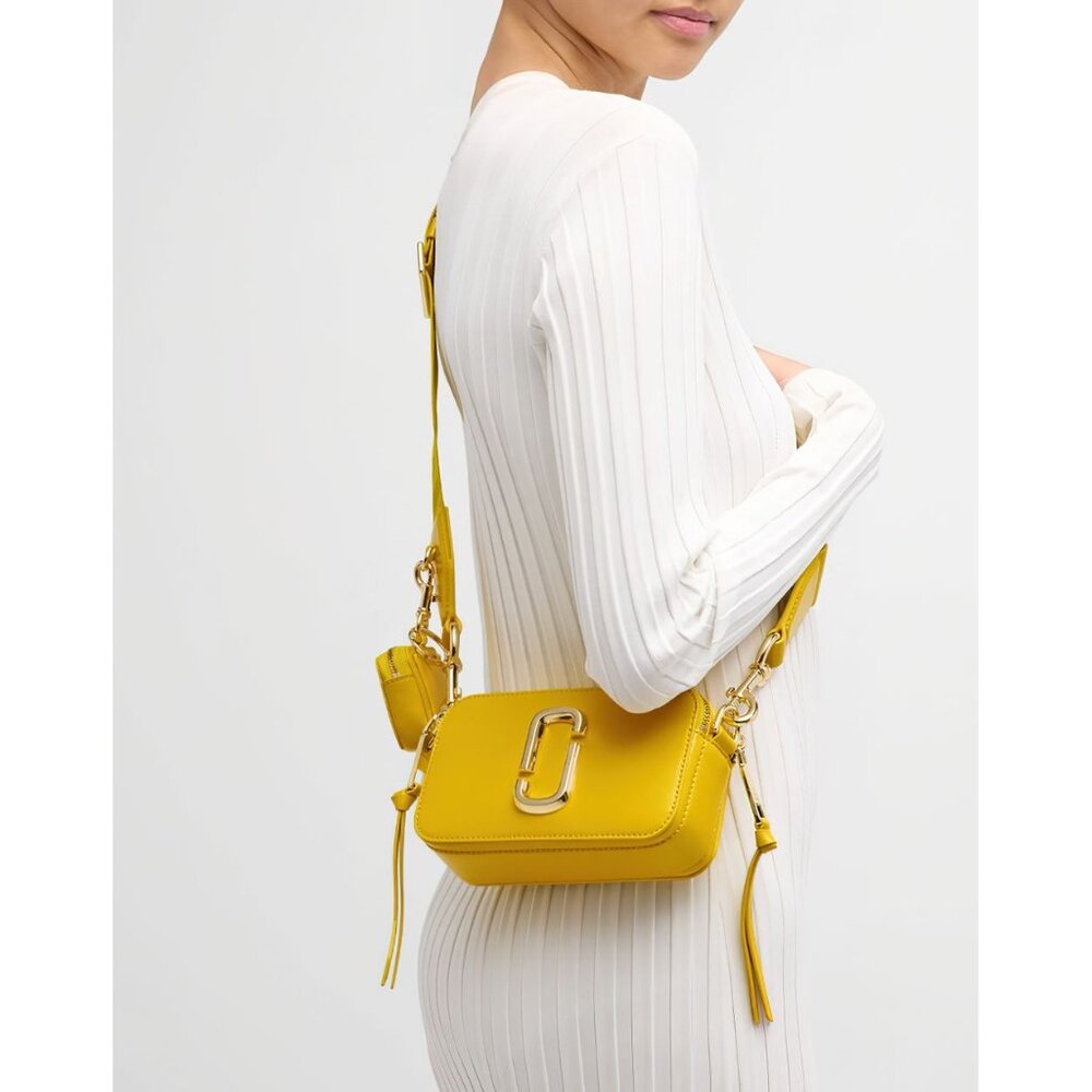 Marc Jacobs Women's The Utility Snapshot Crossbody Bag Sun Yellow OS - Picture 5 of 16